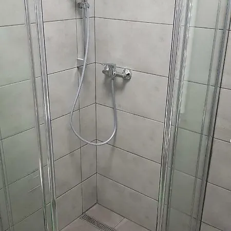 Nr 15 - 2 Z 2 Lazienkami Centrum Parking Gratis! *