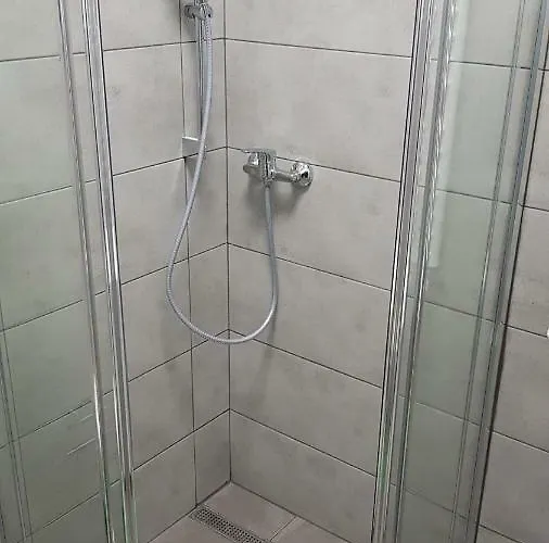 Nr 15 - 2 Z 2 Lazienkami Centrum Parking Gratis! *